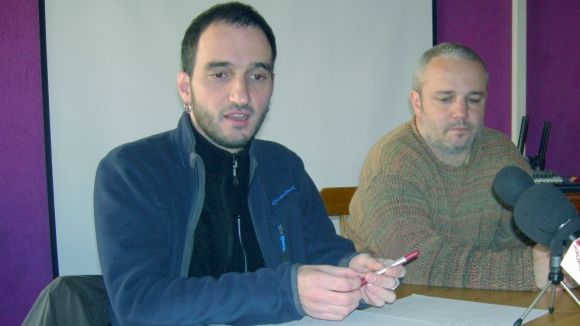 Els regidors de la CUP Ignasi Bea i Guim Pros