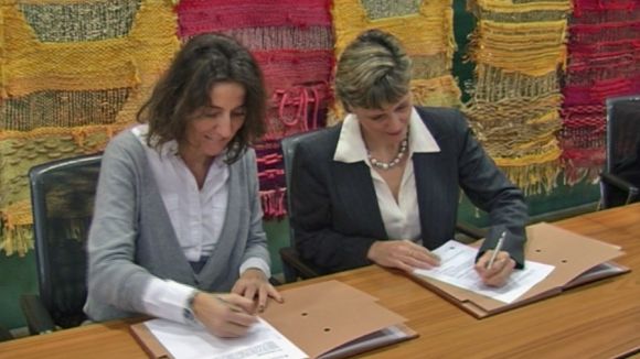 Conesa i Gimnez signen el conveni