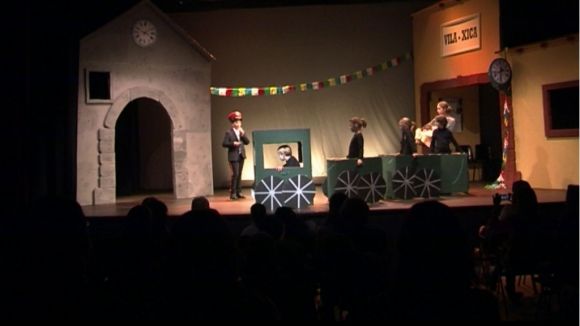 'L'ltim tren de Vila Xica' al teatre de Mira-sol.