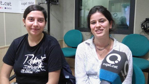 Les membres de La Xesca Patrícia Gotarda i Maria Gordillo han vingut a Cugat.cat