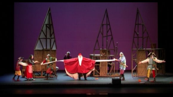 Un moment de l'adaptaci de 'Guillem Tell' al Teatre-Auditori