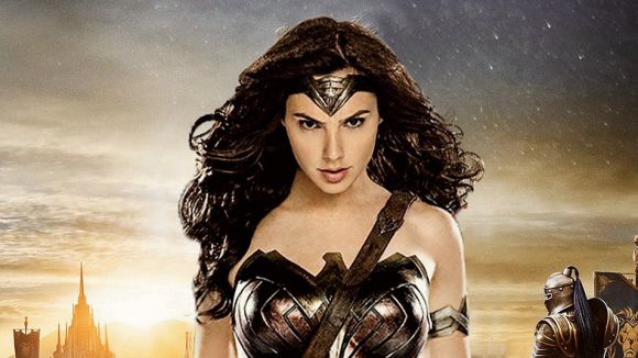 Gal Gadot s 'Wonder Woman' en aquest film de superherois