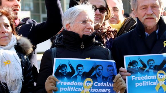 L'exconsellera Clara Ponsatí en una manifestació en suport dels polítics a la presó