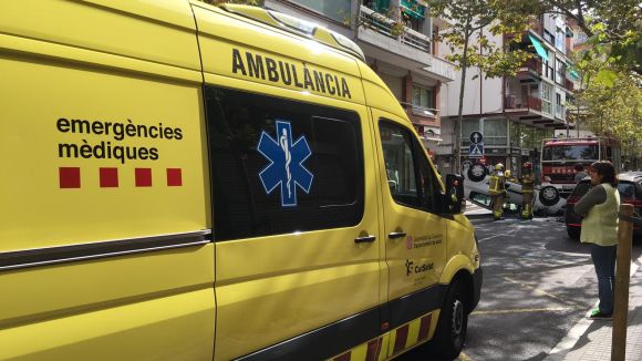 Una ambulncia del SEM, al lloc de l'accident / Foto: Cedida