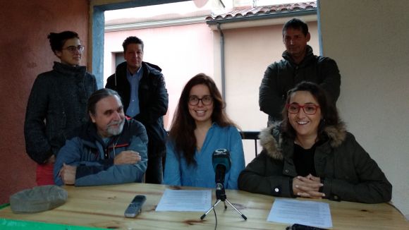 L'entitat, durant la roda de premsa a Cal Temerari / Foto: Cugat.cat