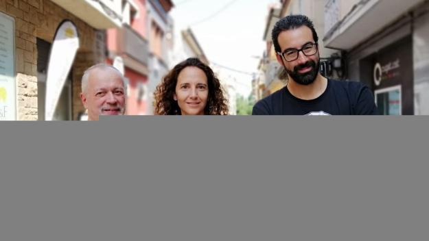 L'escriptor Josep Amors, la cap de marketing de Finques Amat, Vanessa Pieiro i l'editor i director de cinema JR Armads / Foto: Cugat Mdia