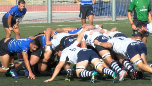 Els jugadors del Rugby Sant Cugat durant el partit contra el Fénix / Foto: Cugat Mèdia