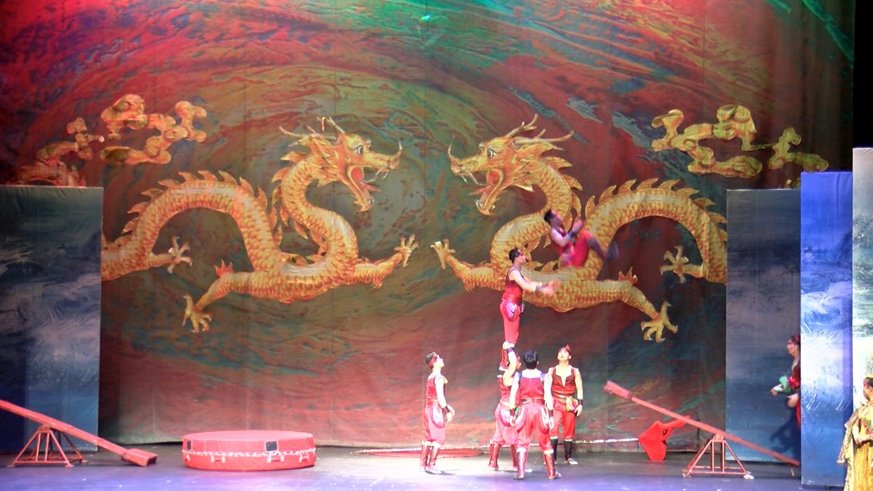 El Gran Circ Acrobàtic Nacional de la Xina visita Sant Cugat / Foto: Cugat Mèdia