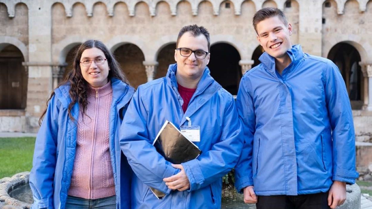 Els guies que duen a terme les visites a Sant Cugat i Pedralbes / Foto: Ajuntament