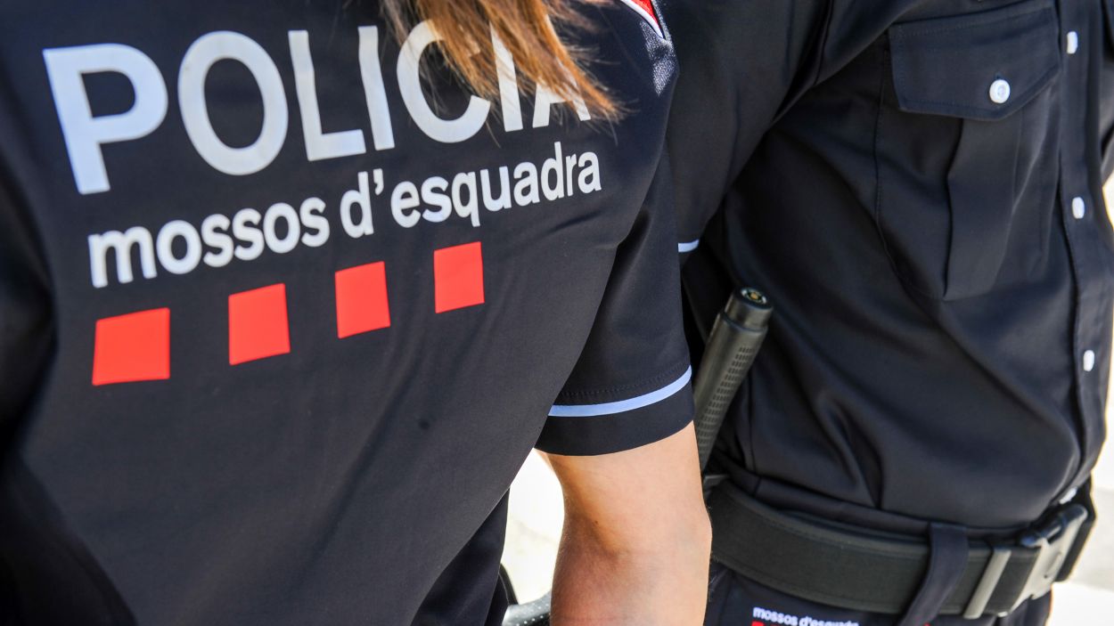 Dos homes detinguts mentre trencaven vidres als cotxes aparcats / Foto: Flickr Mossos d'Esquadra