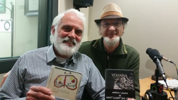Pere Cod i Frederic Cabanes amb el CD i DVD 'Voliaina'