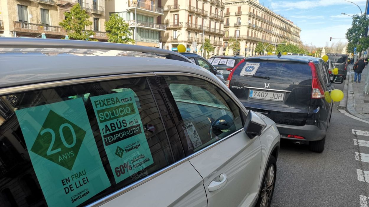 Personal interí de l'Ajuntament de Sant Cugat s'uneix a la caravana de Barcelona / Foto: Cedida