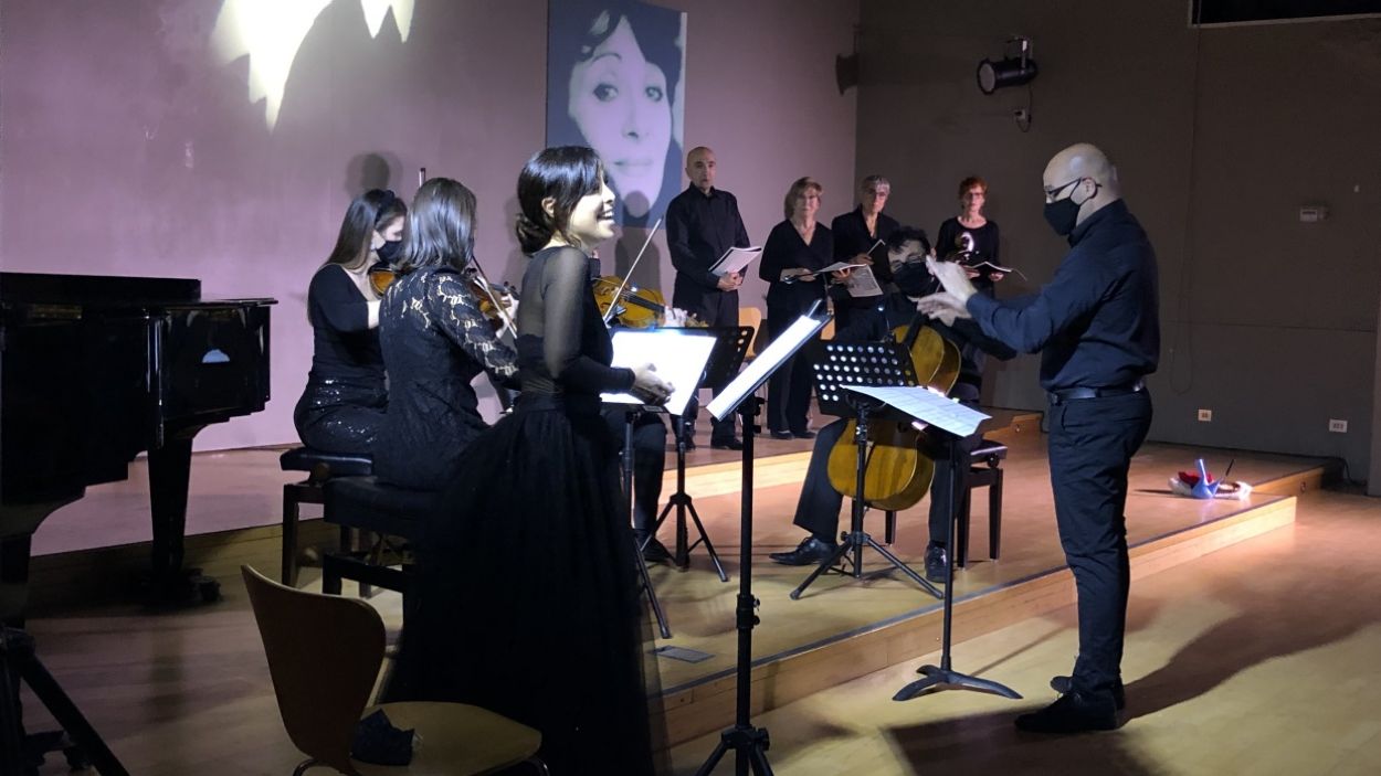 Espectacle poètic musical 'Per Nadal fem el poema' a l'Aula Magna del Conservatori / Foto: Cugat Mèdia