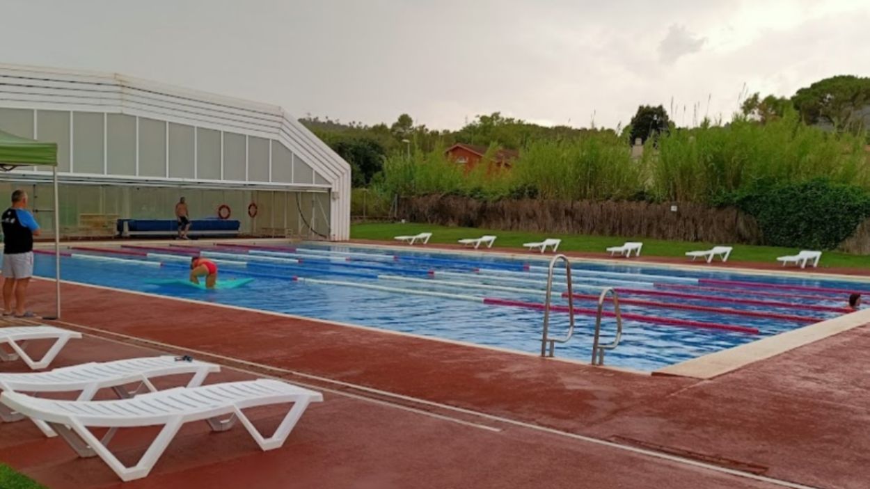 Imatge de la piscina del Complex Esportiu de Valldoreix / Foto: Google Maps