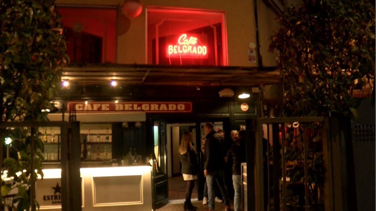 El Cafè Belgrado, aquest dijous a la nit / Foto: Cugat Mèdia