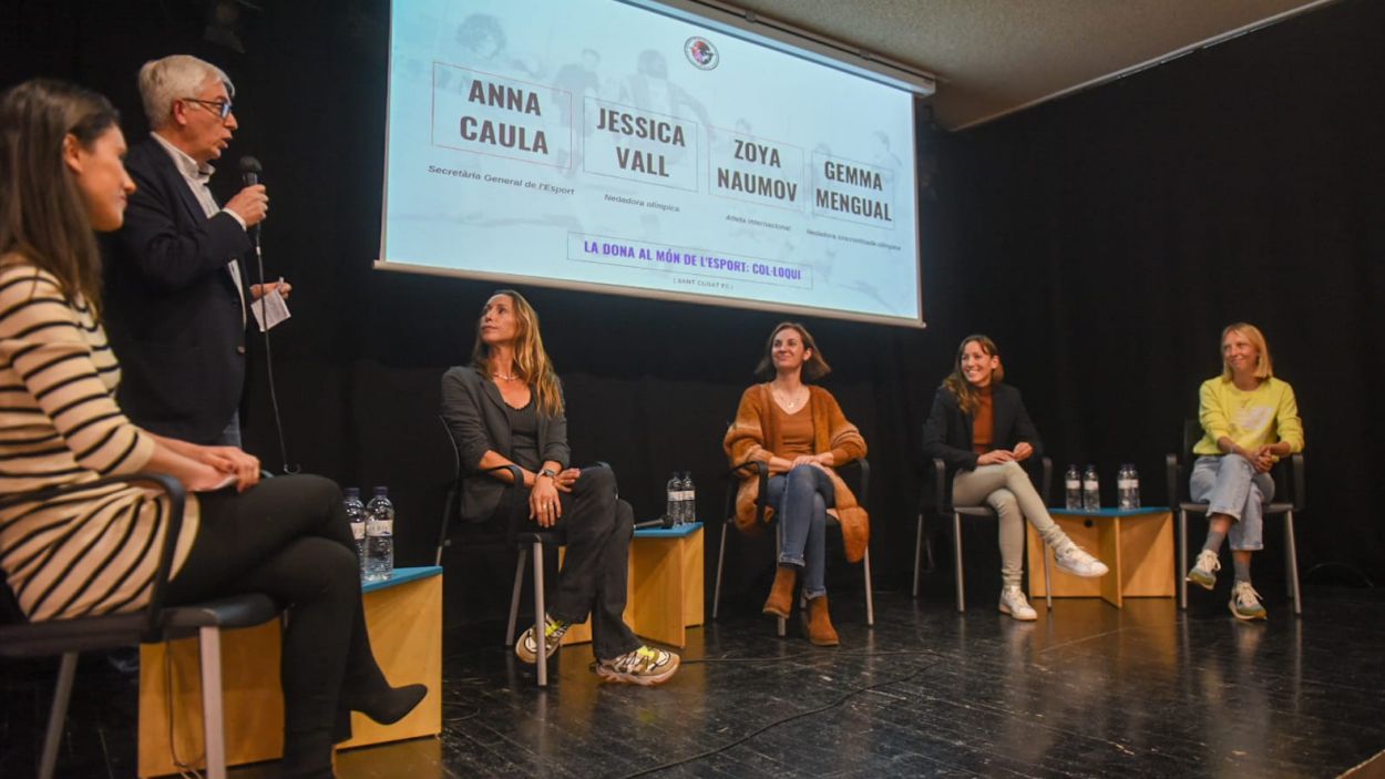 Laura Pou, Llorenç Santasusagna, Gemma Mengual, Anna Caula, Jessica Vall i Zoya Naumov / Foto: Albert Canalejo (Ajuntament)