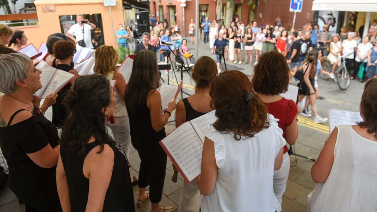Un dels concerts, a la plaça del doctor Galtés / Foto: Ajuntament de Sant Cugat