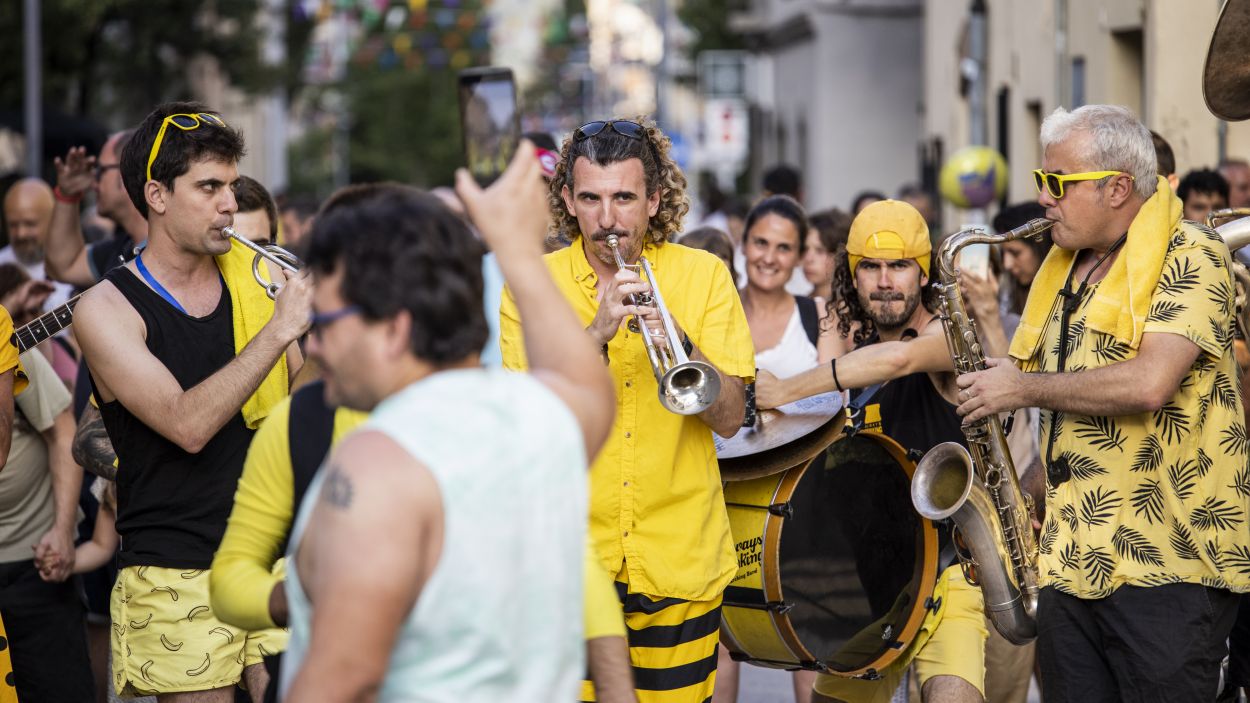 Rua 'El carrer és nostre!' amb 'Always Drinking', una de les activitats per als joves de Sant Cugat / Foto: Ajuntament