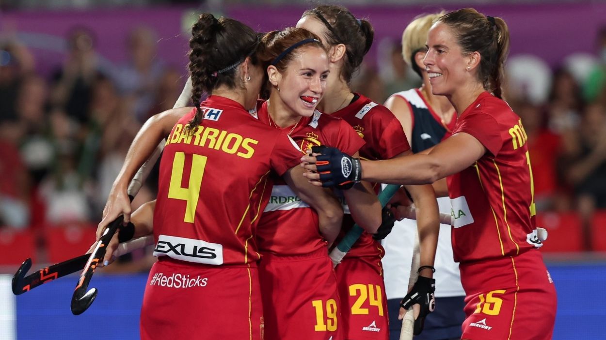 La selecció espanyola celebrant un gol contra Corea / Foto: RFEH