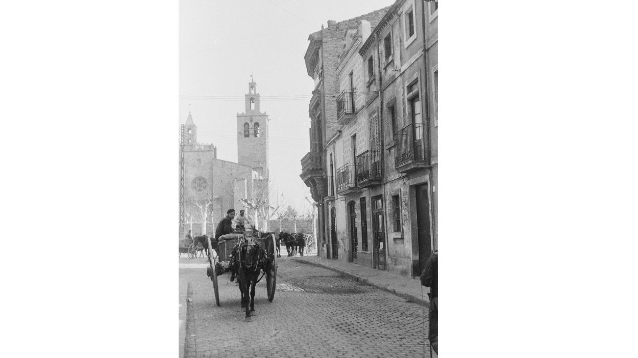 El carrer de Santiago Rusiñol a tocar d'Octavià, el 1952