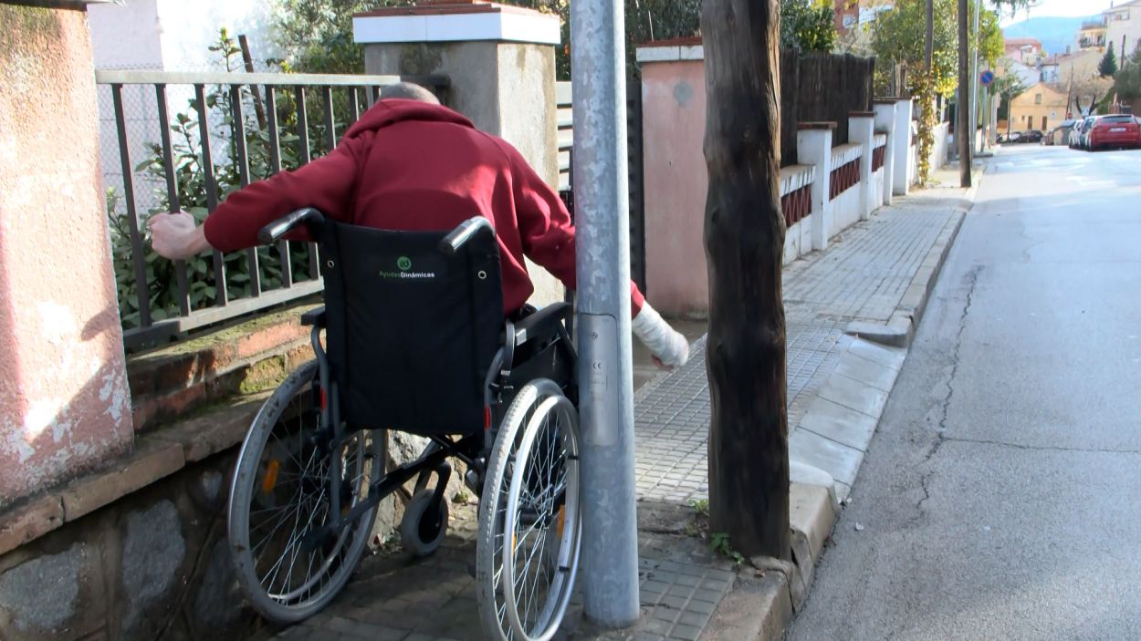 Superar barreres: la lluita constant dels santcugatencs amb mobilitat reduïda