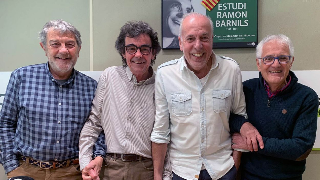 Àlvar Roda, Toni Samsó, Octavi Barnils i Rogeli Pedró a l'estudi Ramon Barnils de Ràdio Sant Cugat/ Foto: Cugat Mèdia