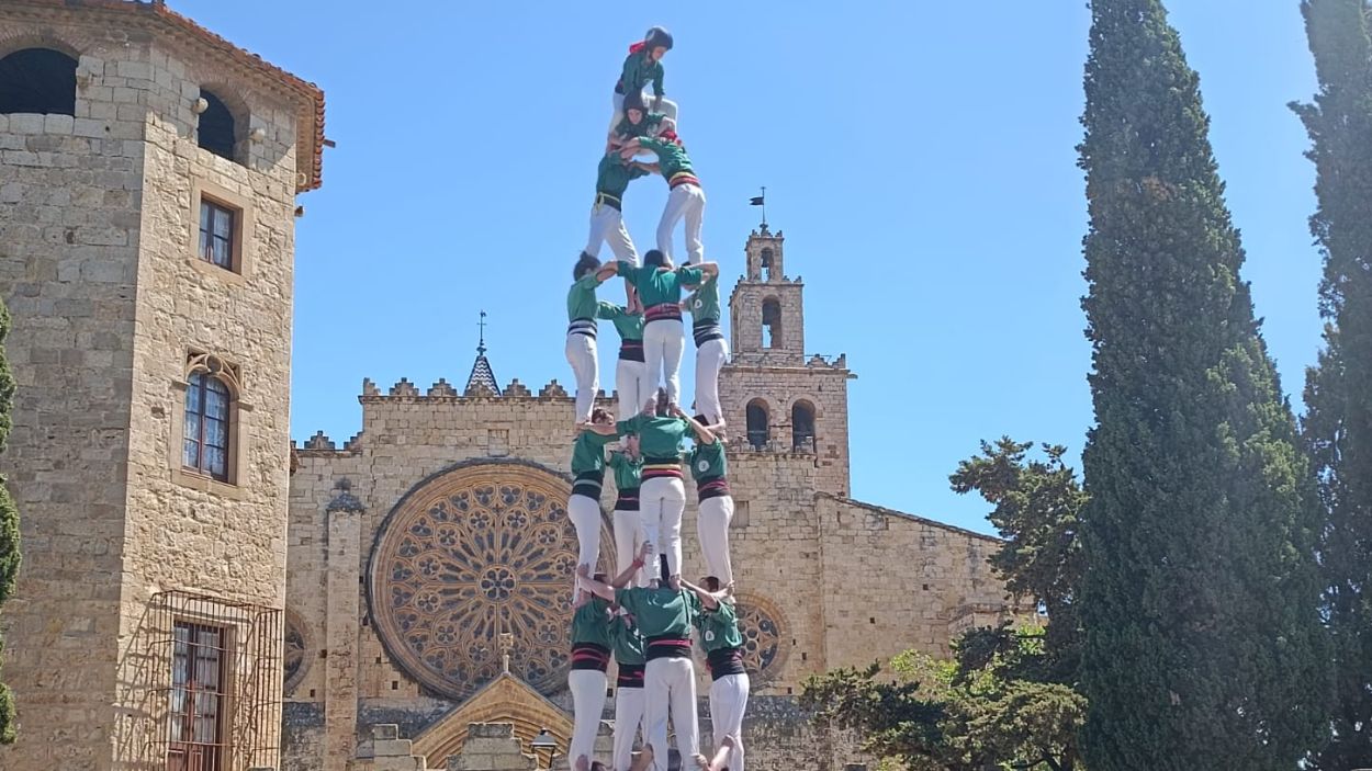 Els Gausacs fent el 4 de 8 per la diada castellera de Sant Ponç / Foto: Cugat Mèdia