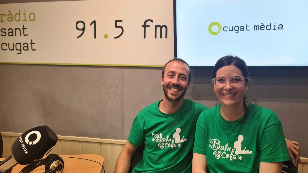 Xavi Rocamora i Maria Fabregat a l'estudi de Ràdio Sant Cugat / Foto: Cugat Mèdia