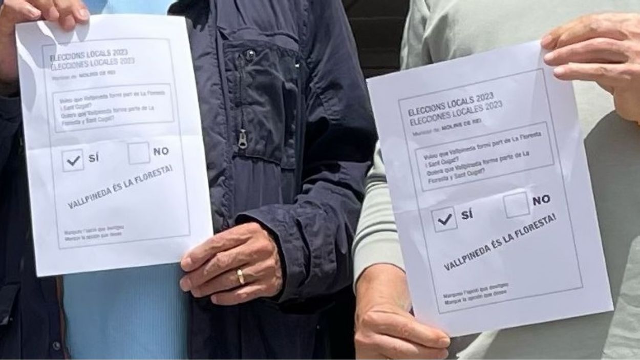 La butlleta que han introduït una cinquantena de veïns de Vallpineda a l'urna per reclamar l'annexió del barri a La Floresta / Foto: Comissió Vallpineda és la Floresta