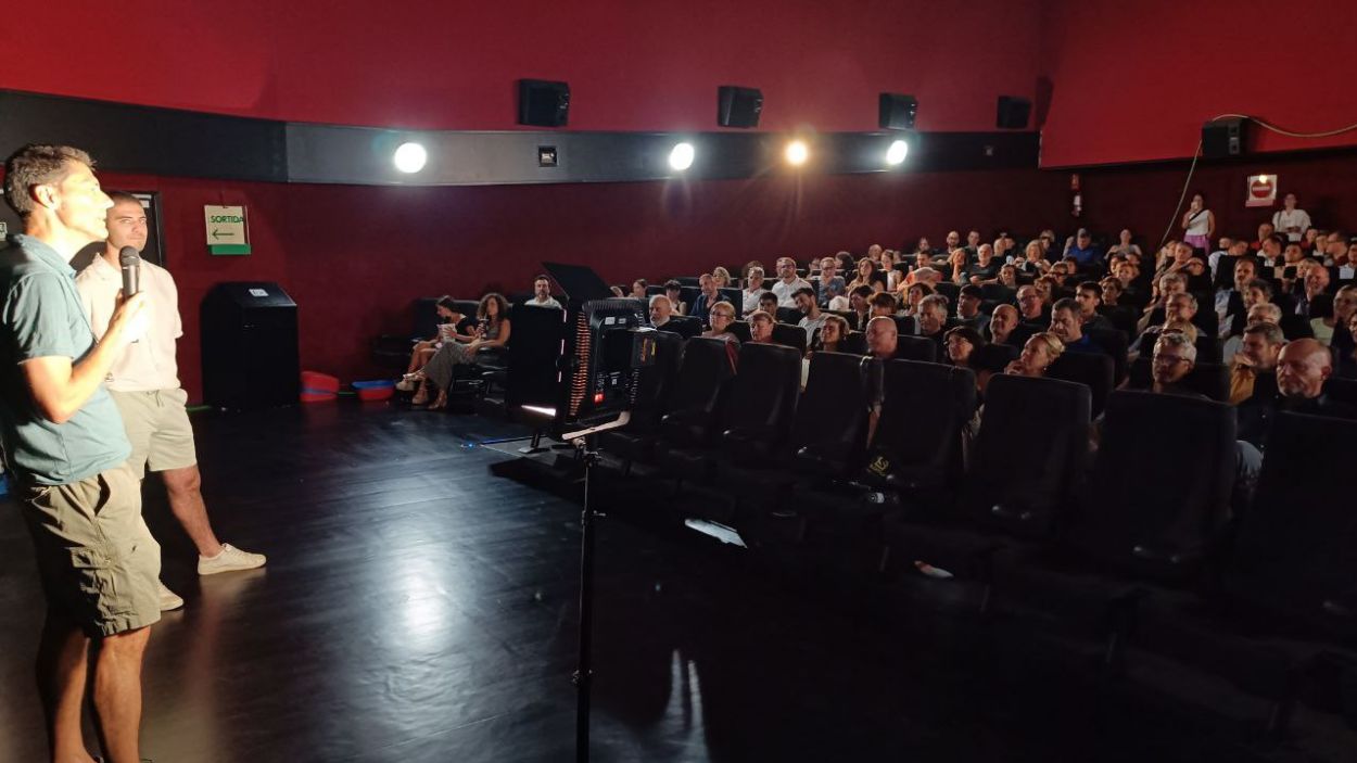 Un moment de la presentació de 'La 100 pics', als Cinemes Sant Cugat / Foto: Cugat Mèdia