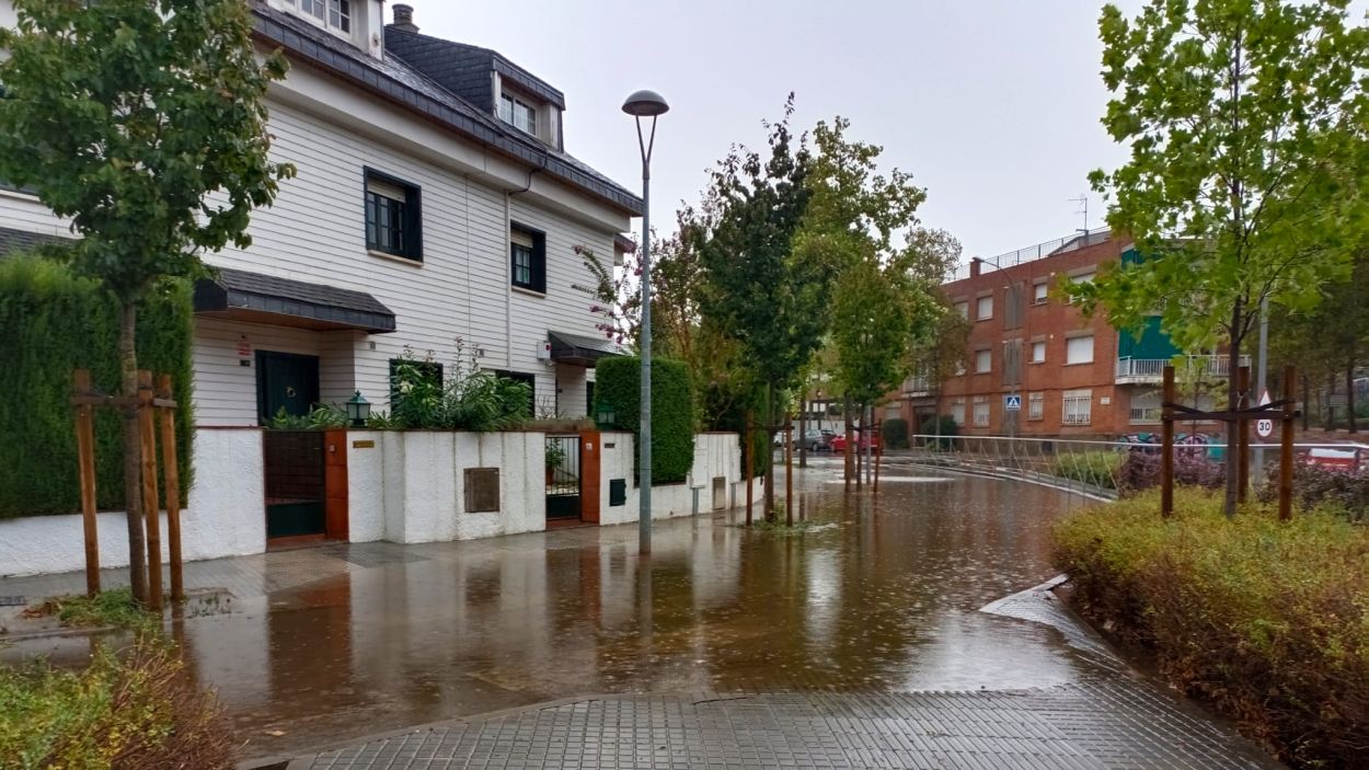 S'han produït algunes inundacions, com la del carrer d'Andana / Foto: Cedida