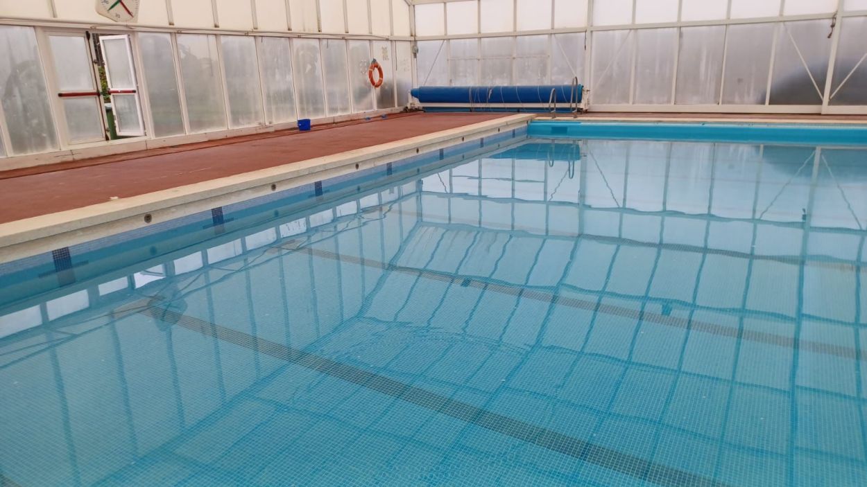 La piscina del complex esportiu de Valldoreix reobre aquest diumenge