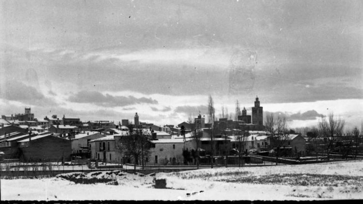 Vista del nucli de Sant Cugat des del principi de la rambla del Celler en el primer quart de segle / Foto: Arxiu Municipal