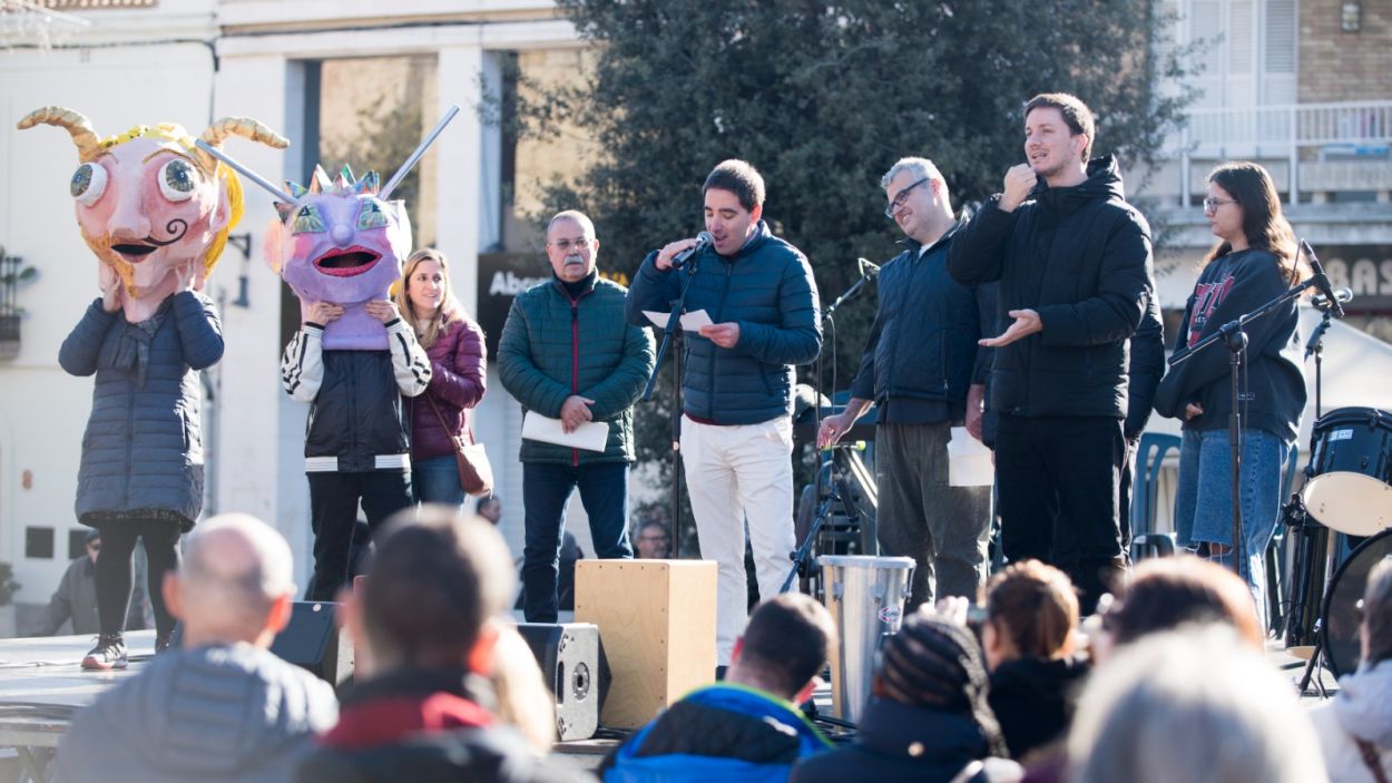 Moment de la lectura del manifest / Foto: Ajuntament de Sant Cugat