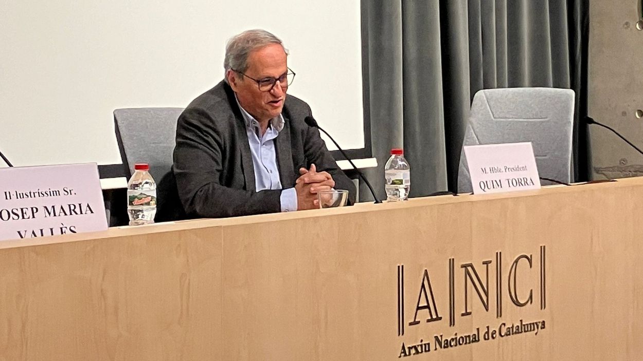 Quim Torra, expresident de la Generalitat, durant la xerrada a l'Arxiu Nacional de Catalunya / Foto: Cugat Mèdia