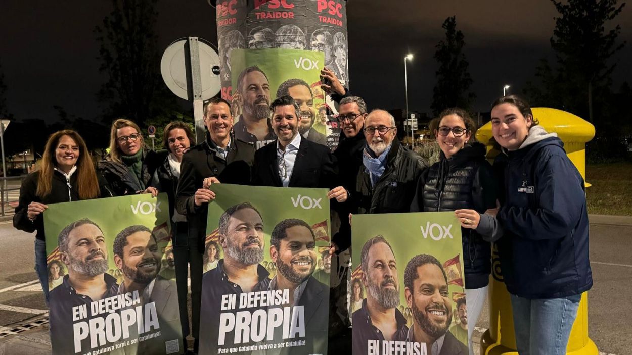 Membres de Vox a Sant Cugat engeguen la campanya