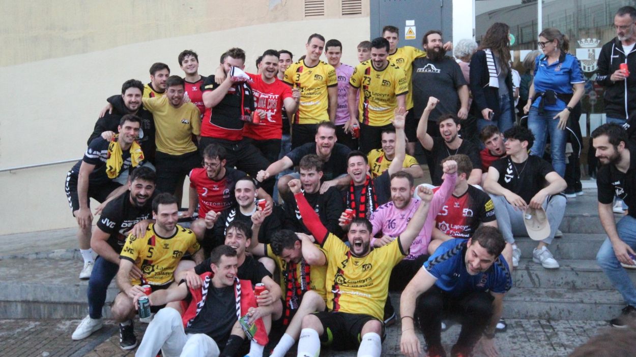 L'Handbol Sant Cugat celebra el triomf en lliga / Foto: Handbol Sant Cugat