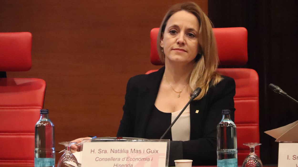 La consellera d'Economia, Natlia Mas Guix, a la Diputaci Permanent del Parlament / Foto: ACN (Marta Sierra)