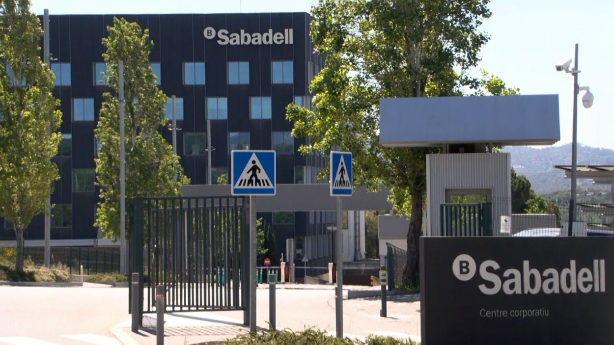 El president de Banc Sabadell es compromet a repartir 2.400 milions d'euros entre els accionistes