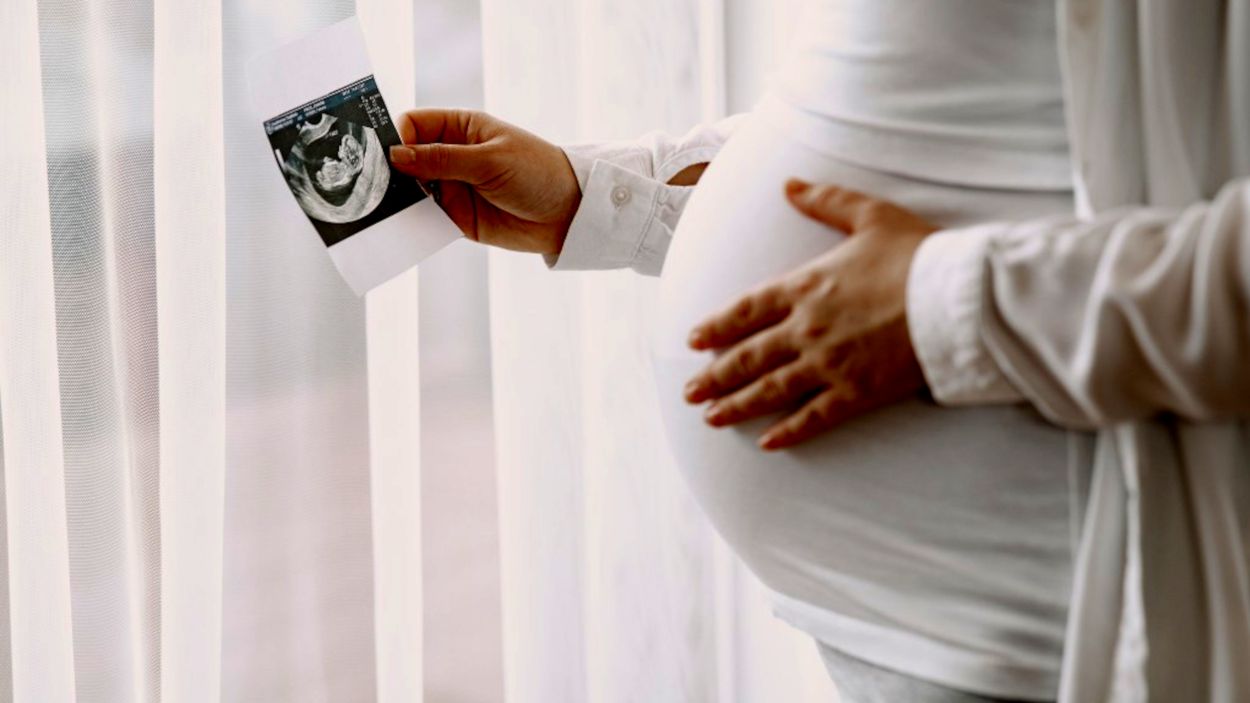 Una dona embarassada / Foto: ACN