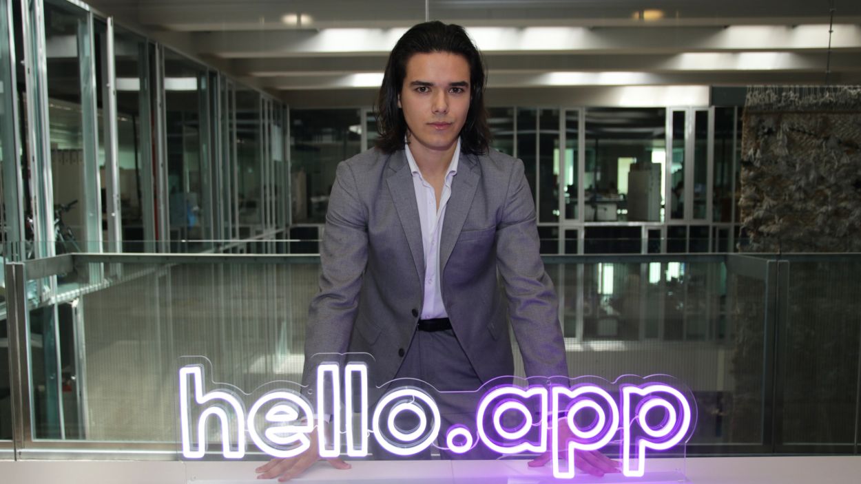 L'empresa hello.app, del santcugatenc lvaro Pintado, tanca una ronda de finanament de mig mili d'euros