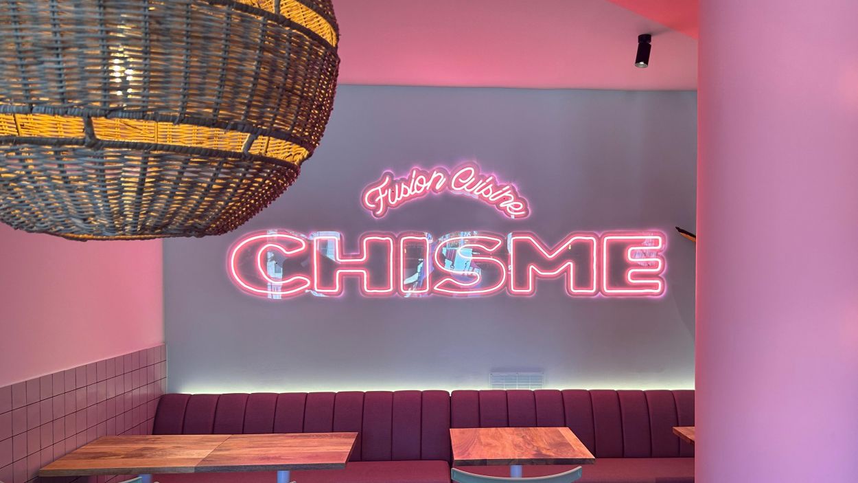 L'interior del local de Chisme, el nou restaurant-hambuergueseria de Sant Cugat / Foto: Cugat Mdia
