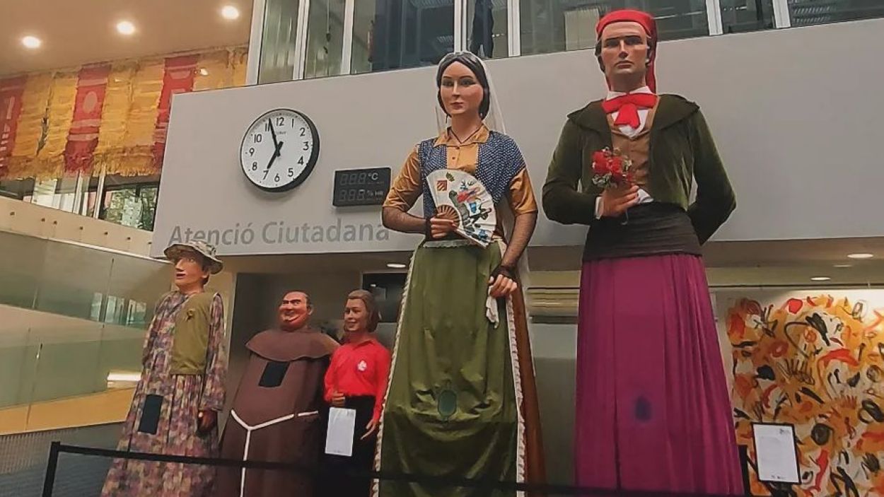 Els gegants de Sant Cugat estaran exposats a l'Ajuntament durant el Manifesta 15