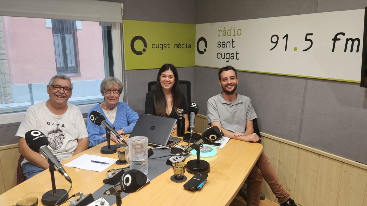 D'esquerra a dreta: Juan Merino, Roser Casamitjana, Alba Triad i Jordi Pascual a l'estudi Ramon Barnils de Rdio Sant Cugat / Foto: Cugat Mdia