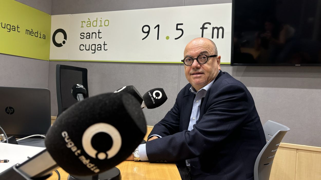 Eduard Torres a l'estudi de Rdio Sant Cugat / Foto: Cugat Mdia