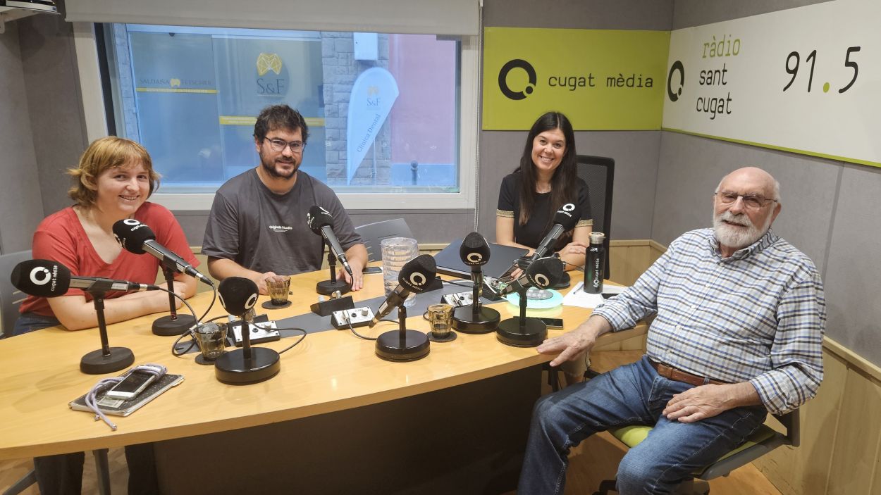 D'esquerra a dreta Laia Coronado, Bernat Bella, Alba Triad i Eduard Jener a la tertlia del 'Faves comptades' / Foto: Cugat Mdia