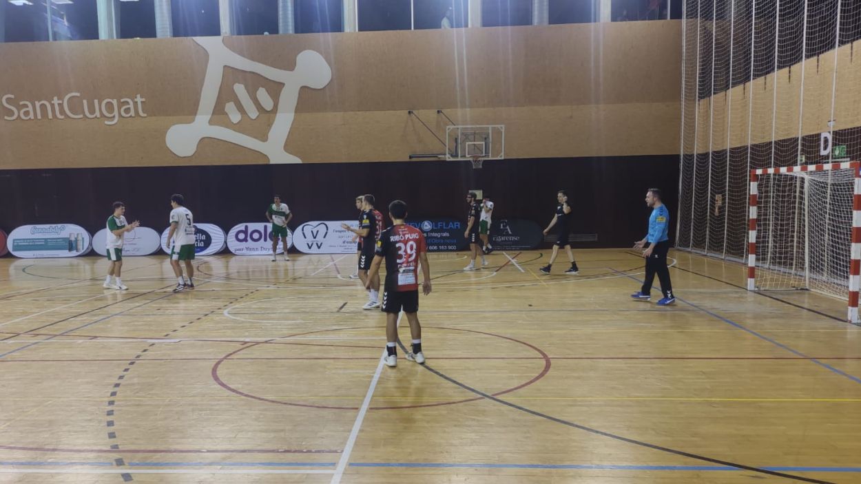 L'Handbol Sant Cugat supera el Bordils al Pav 3 / Foto: Cugat Mdia