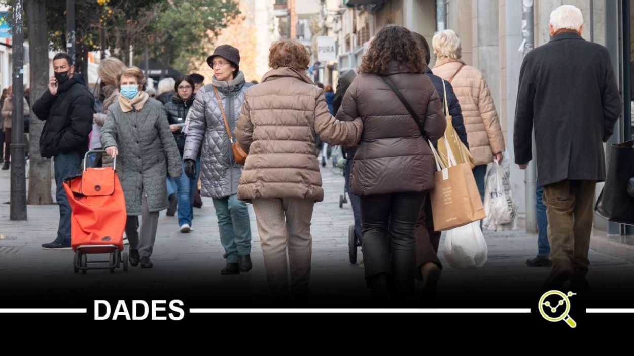 Un grup de persones al centre de Sant Cugat / Foto: Cugat Mdia