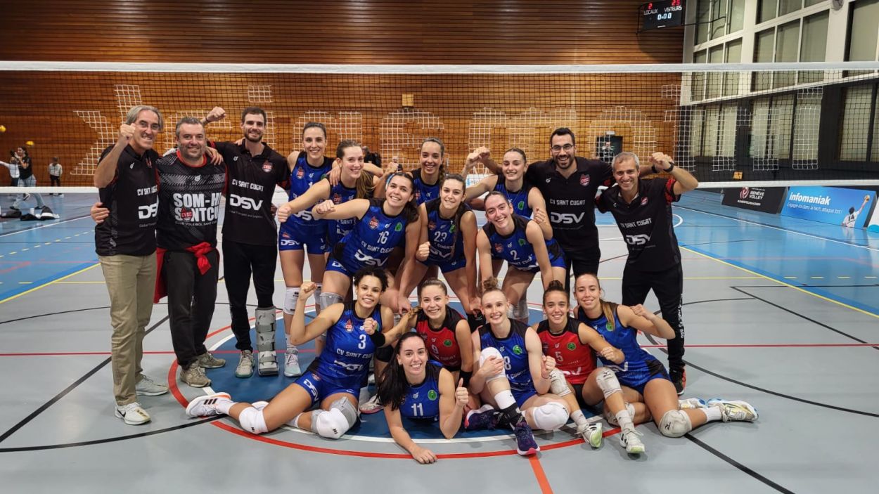 Foto del DSV Voleibol desprs de la victoria a Ginebra / Foto: Cugat Mdia