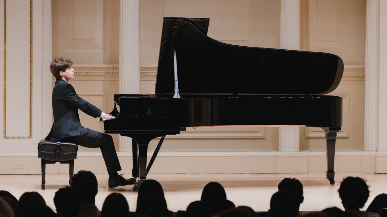 Daniel Bertomeu tocant al Carnegie Hall de Nova York / Foto: Cedida